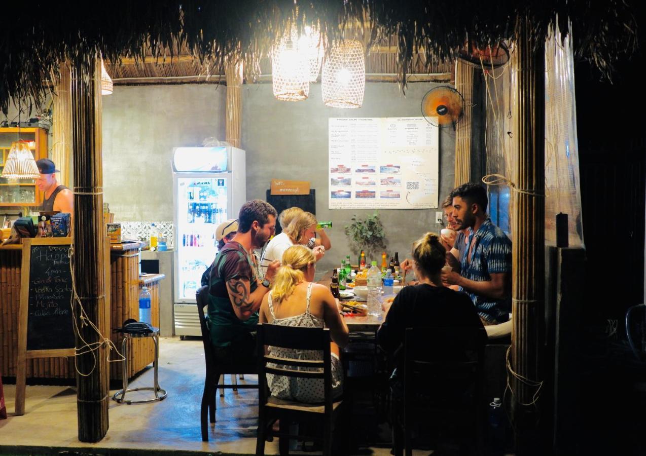 Wanderlust - Beach Side Hoi An An Bàn Exterior foto